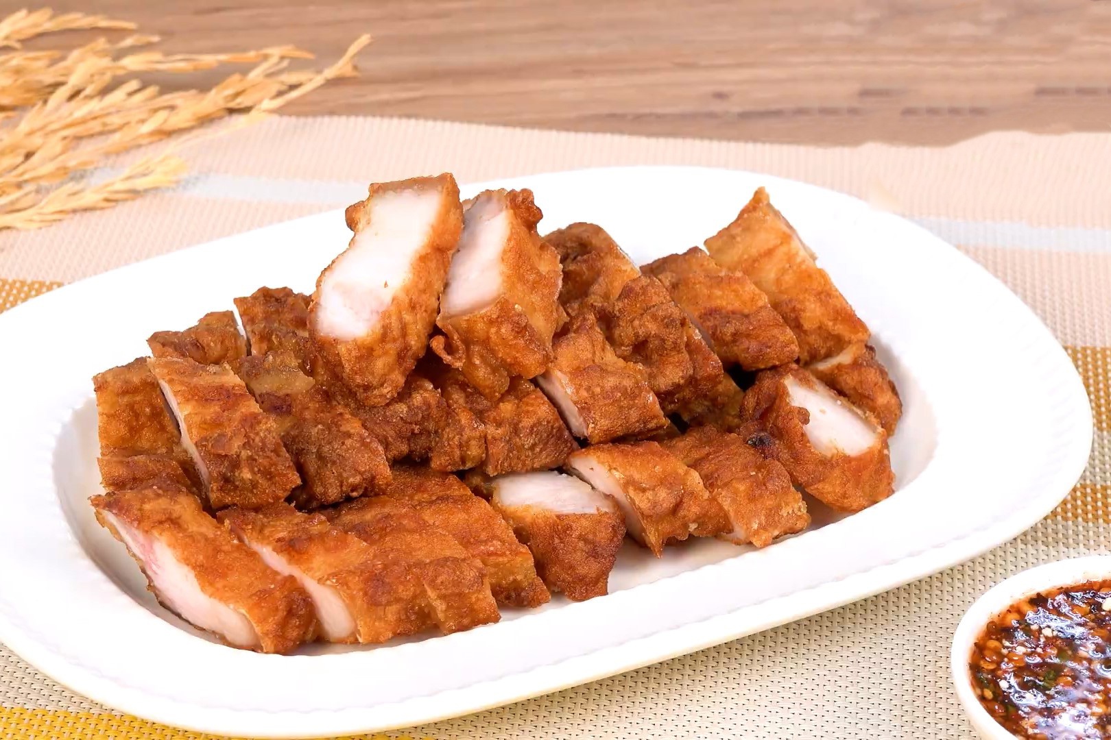 Cach lam ba chi heo chien mam hinh anh