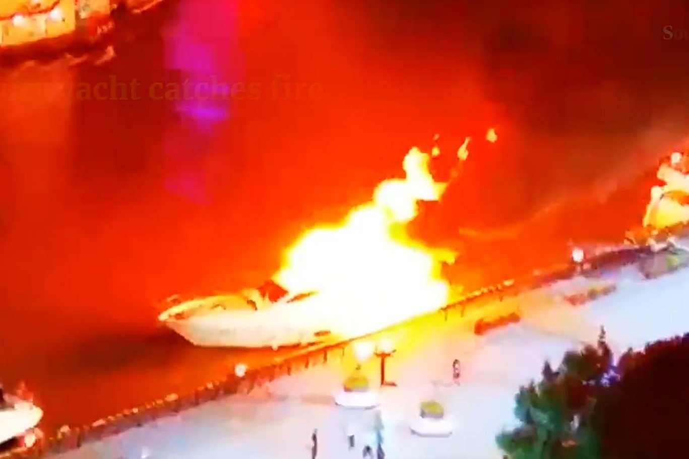 Du thuyen hang sang cho 11 nguoi boc chay o Thuong Hai hinh anh