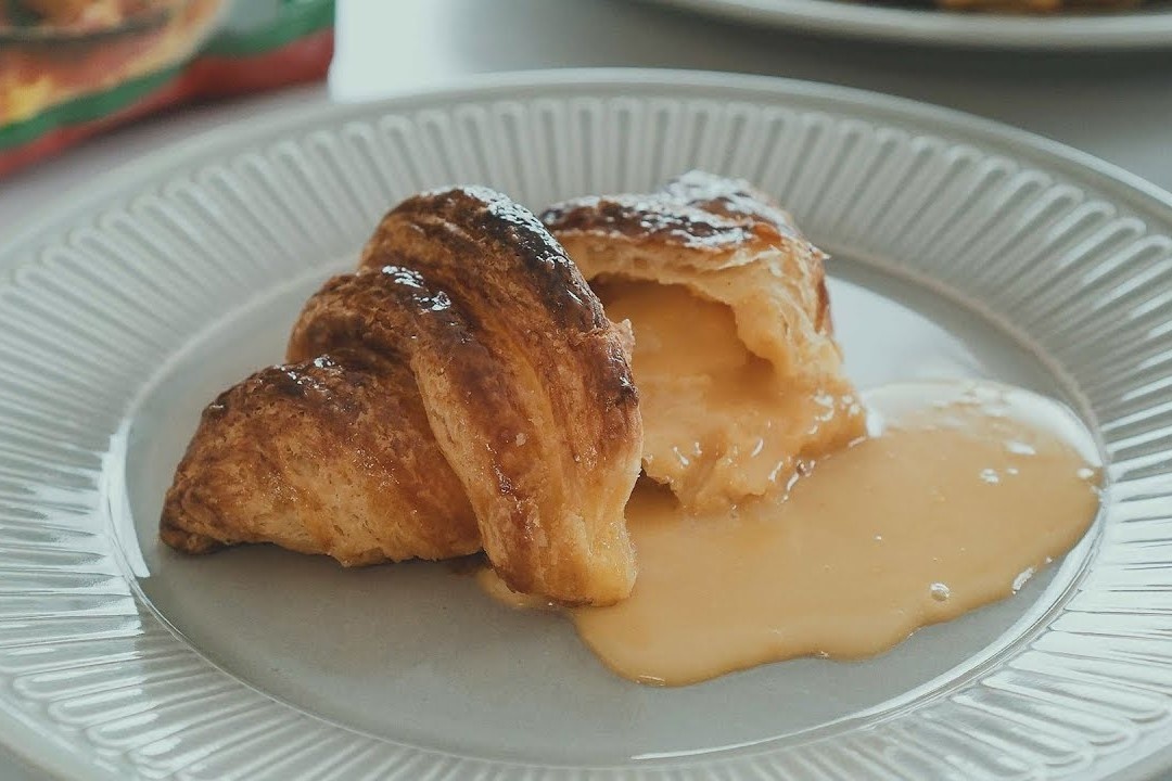 Cach lam banh sung bo trung muoi cho bua sang hinh anh