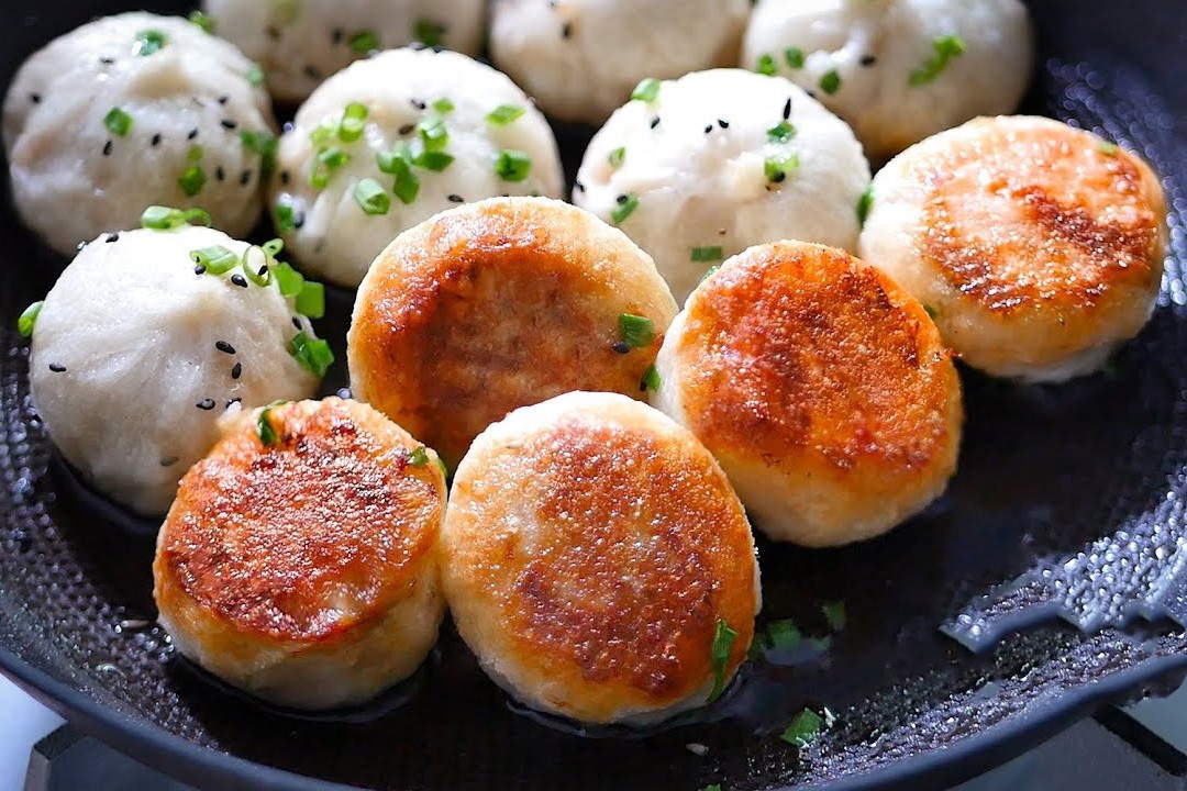 Cach lam banh bao chien mini hinh anh