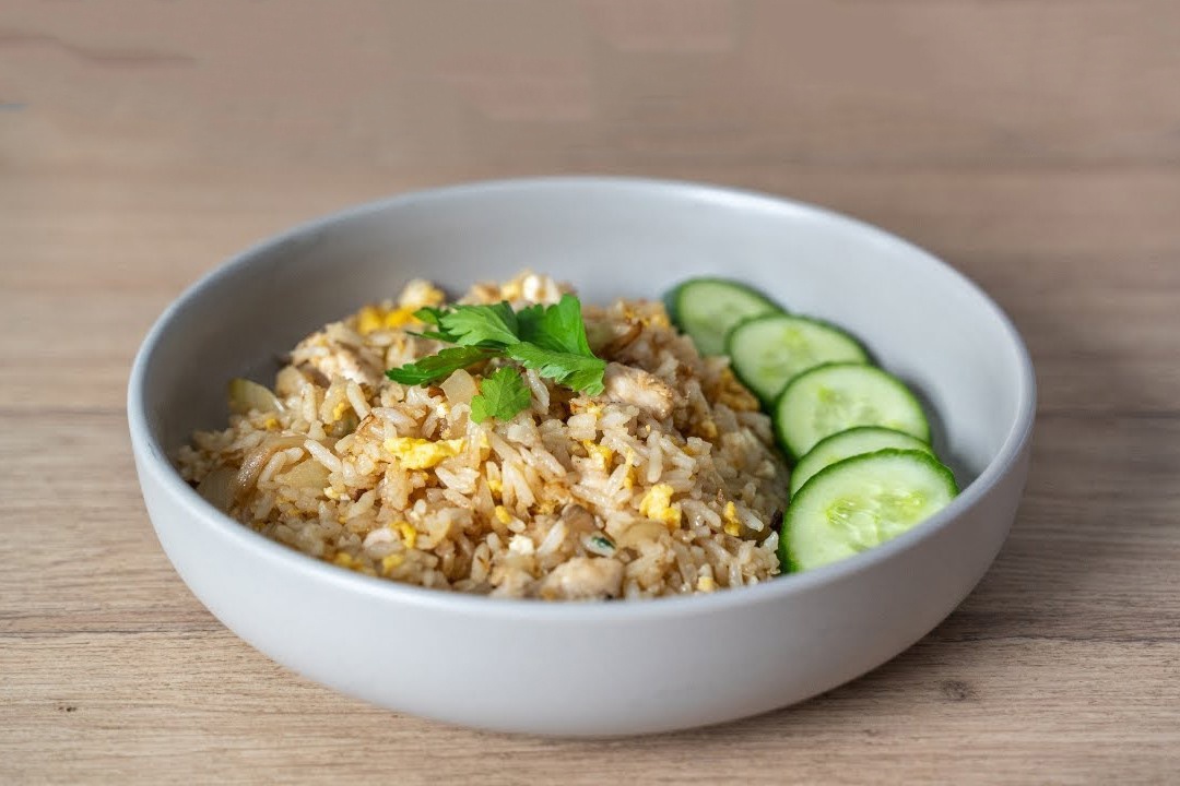 Mon com rang de lam cho nguoi moi vao bep hinh anh