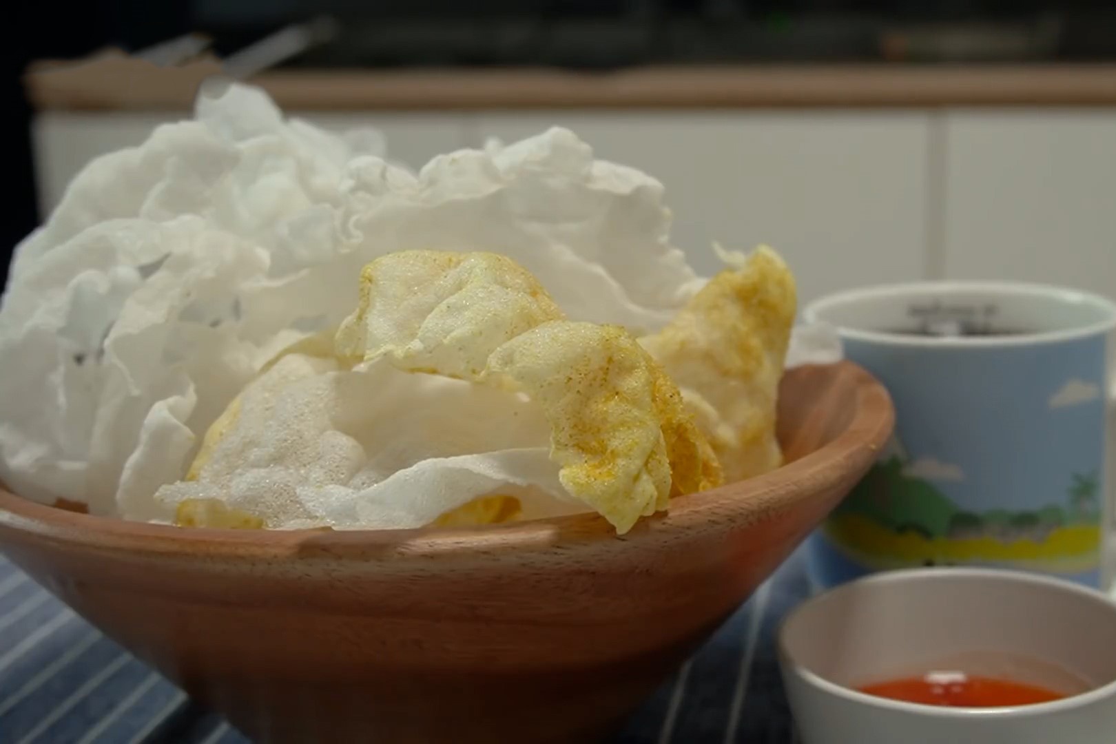 Meo lam banh trang chien trong vai phut hinh anh