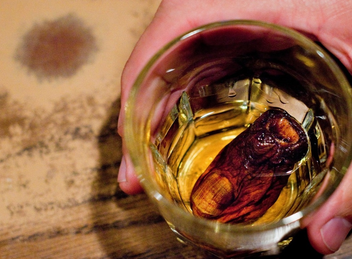 Mon ruou chua ngon chan nguoi o Canada hinh anh