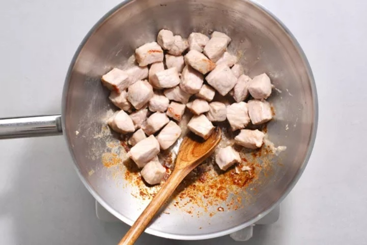 Cach lam thit heo sot cam anh 7