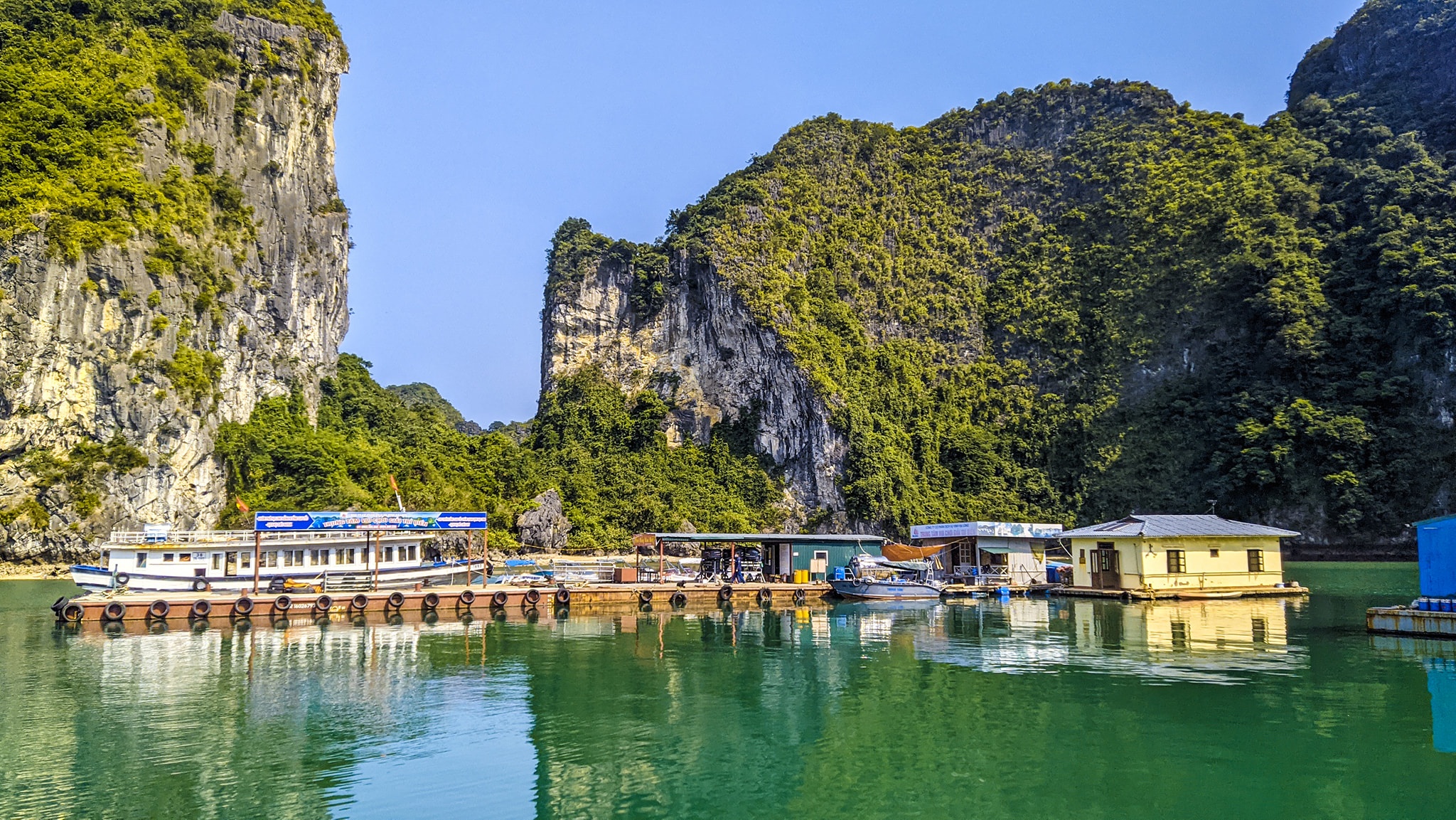 du lịch vịnh Hạ Long ảnh 2 du lich vinh Ha Long anh 2