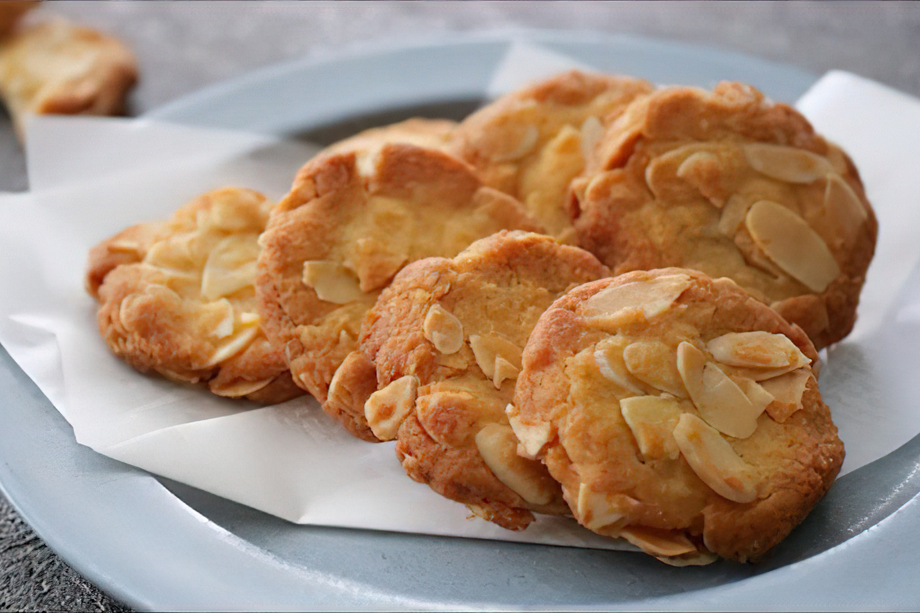 Cach lam banh hanh nhan cho nguoi an kieng hinh anh