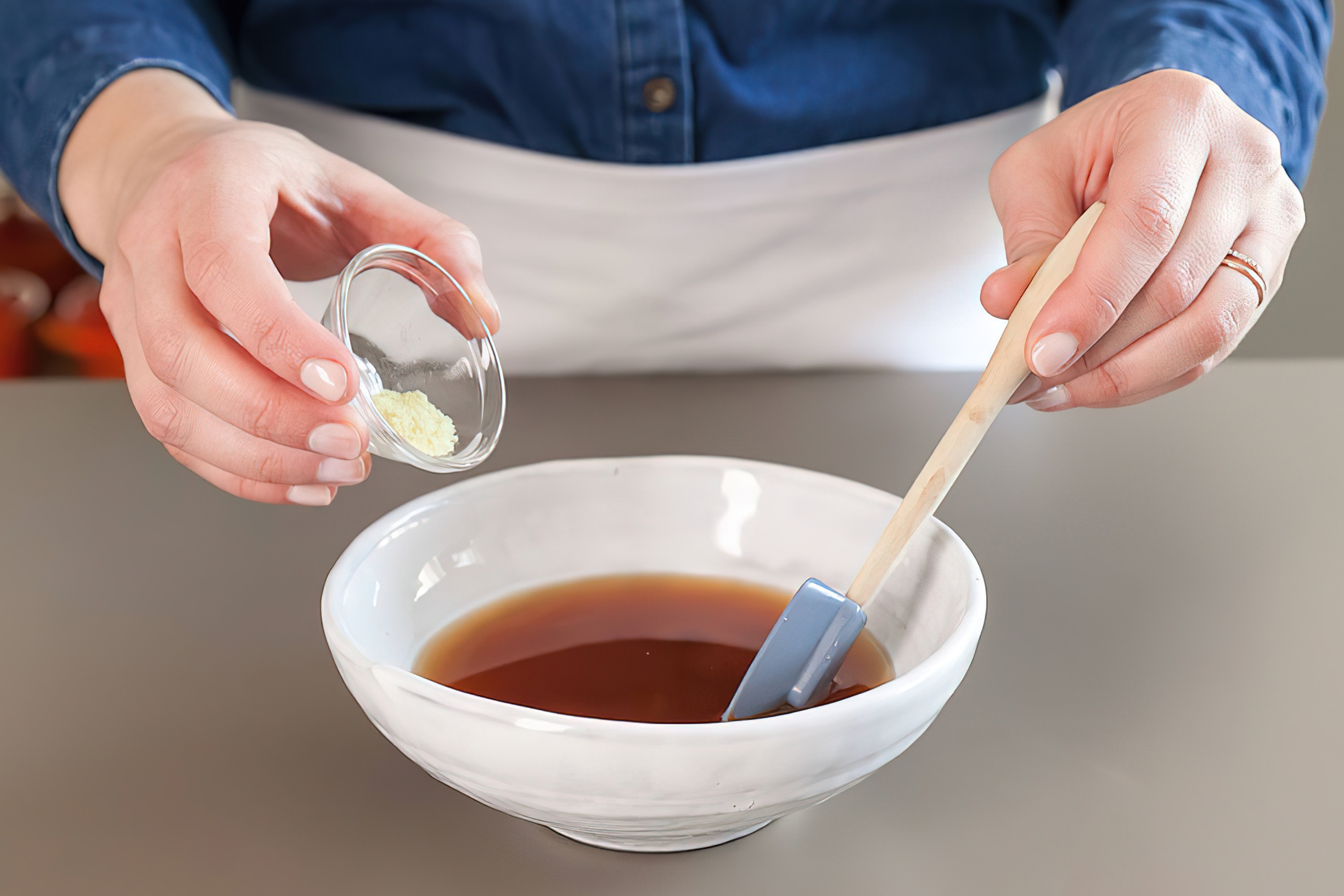 Mon thit heo xao toi tay dam sot cho mam com chieu anh 2