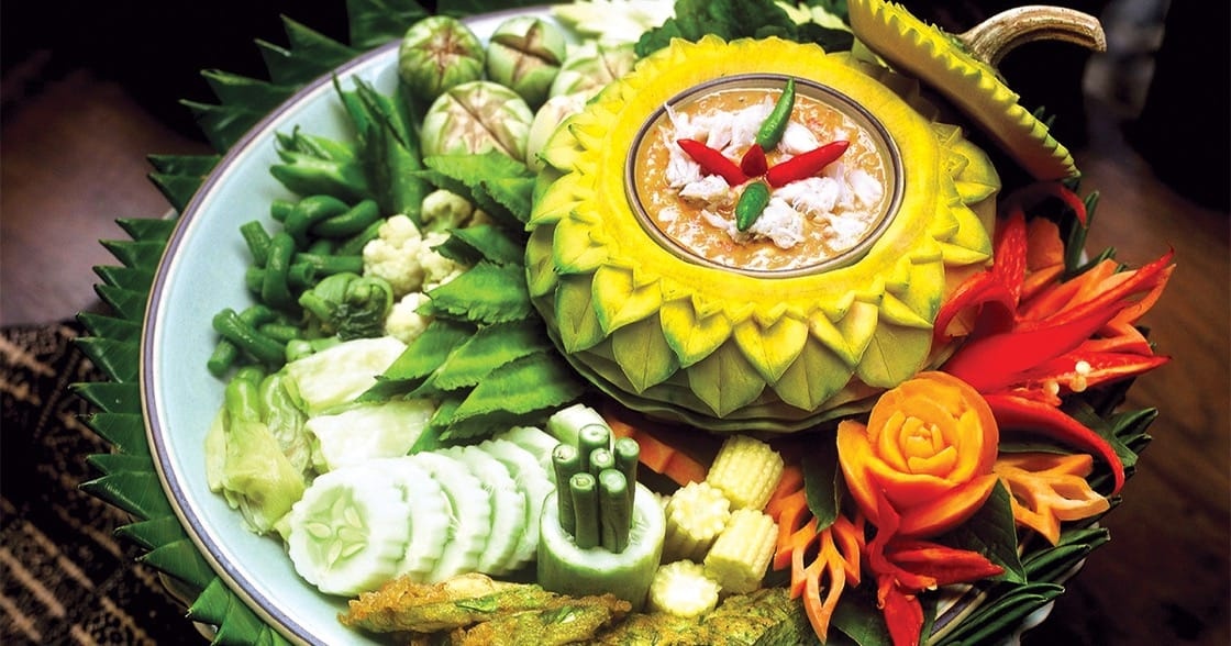 Nghe thuat tia hoa qua thoi xua o Thai Lan hinh anh