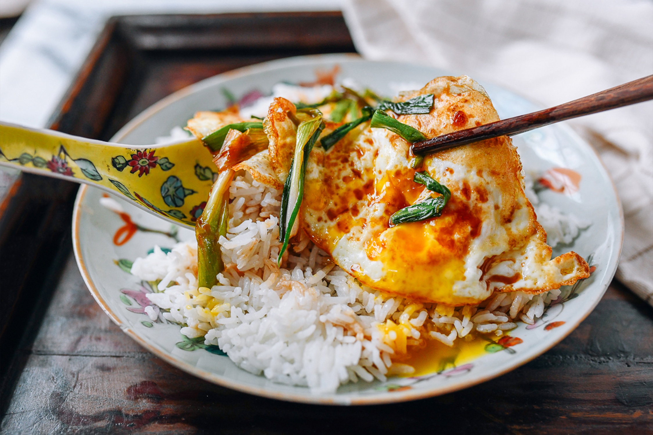 5 mon ngon, tiet kiem tu trung hinh anh