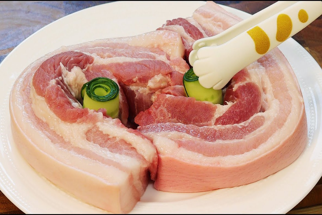 Hoc lam ba chi heo kho chao la mieng hinh anh