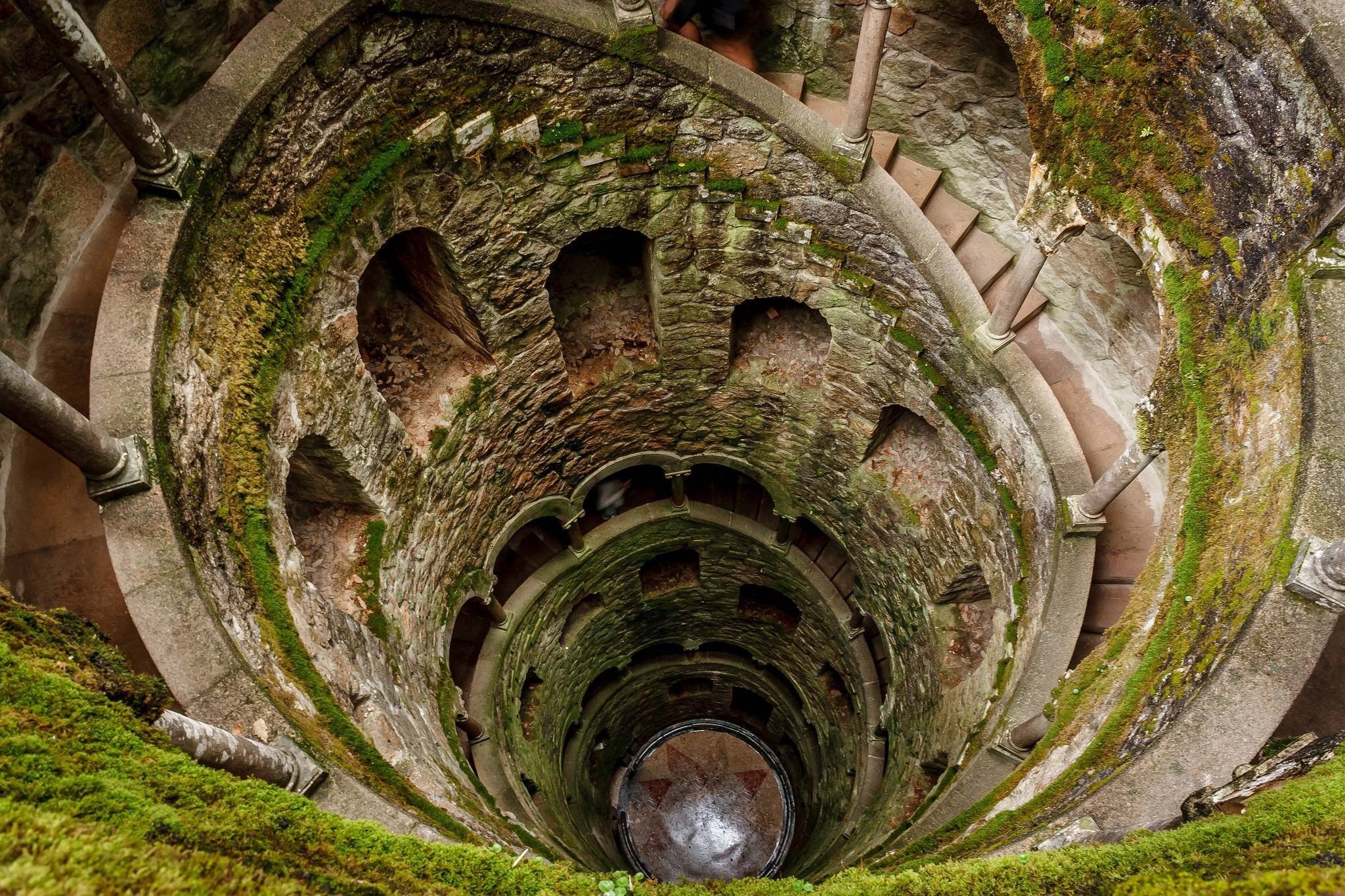 Gieng xoan oc bi an o lau dai giua rung hinh anh