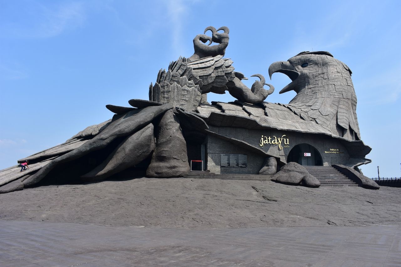 tuong dong vat khong lo anh 1