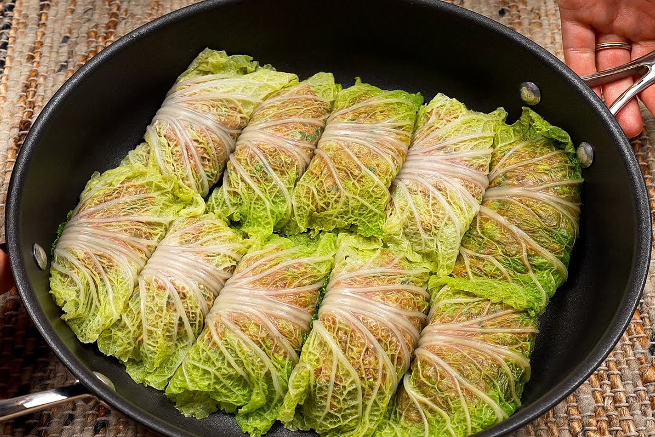 Cach lam cai thao cuon thit bo hao com hinh anh