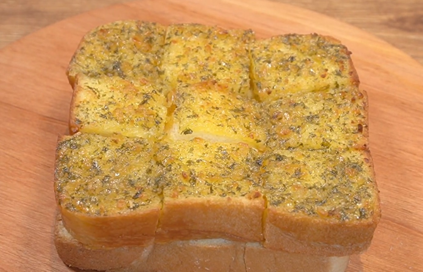 Banh mi bo toi kieu Han Quoc hinh anh