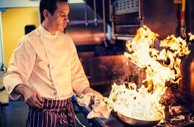 Nhung ky nang dieu luyen cua dau bep tren the gioi hinh anh