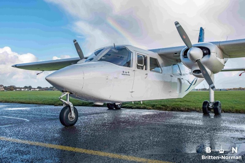 Chuyen bay hon mot phut dat nhat the gioi hinh anh