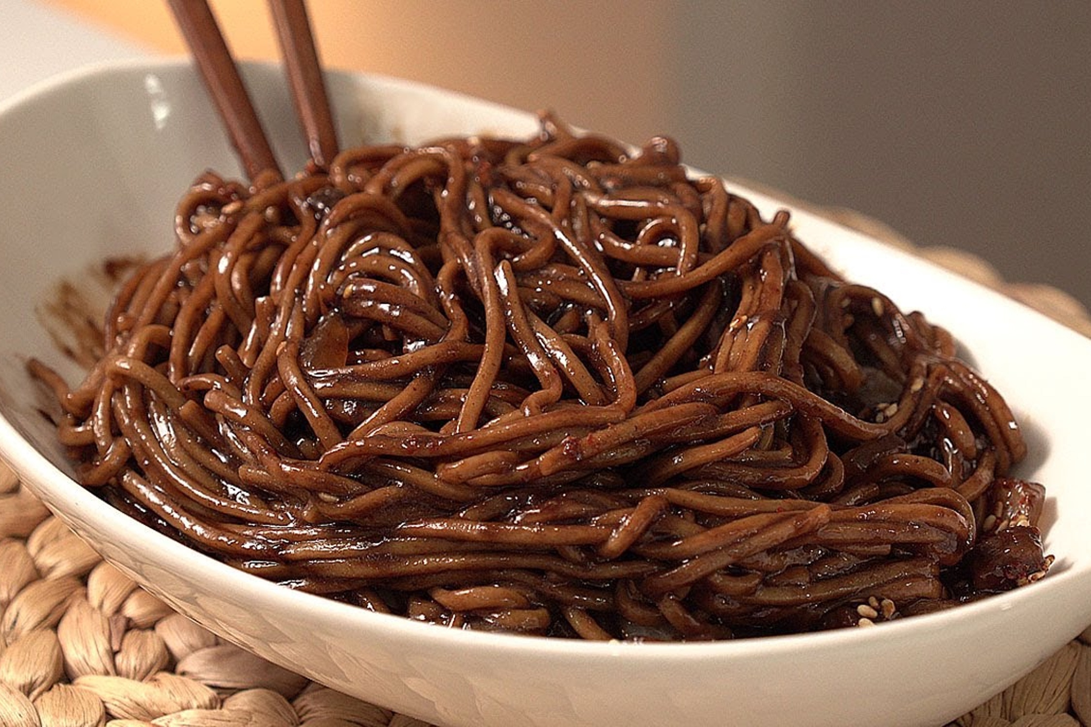 Cach nau mi tuong den chuan vi Han Quoc hinh anh