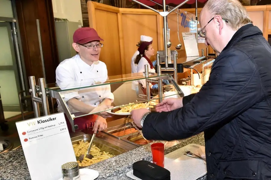 Xúc xích Volkswagen ảnh 4 Xuc xich Volkswagen anh 4