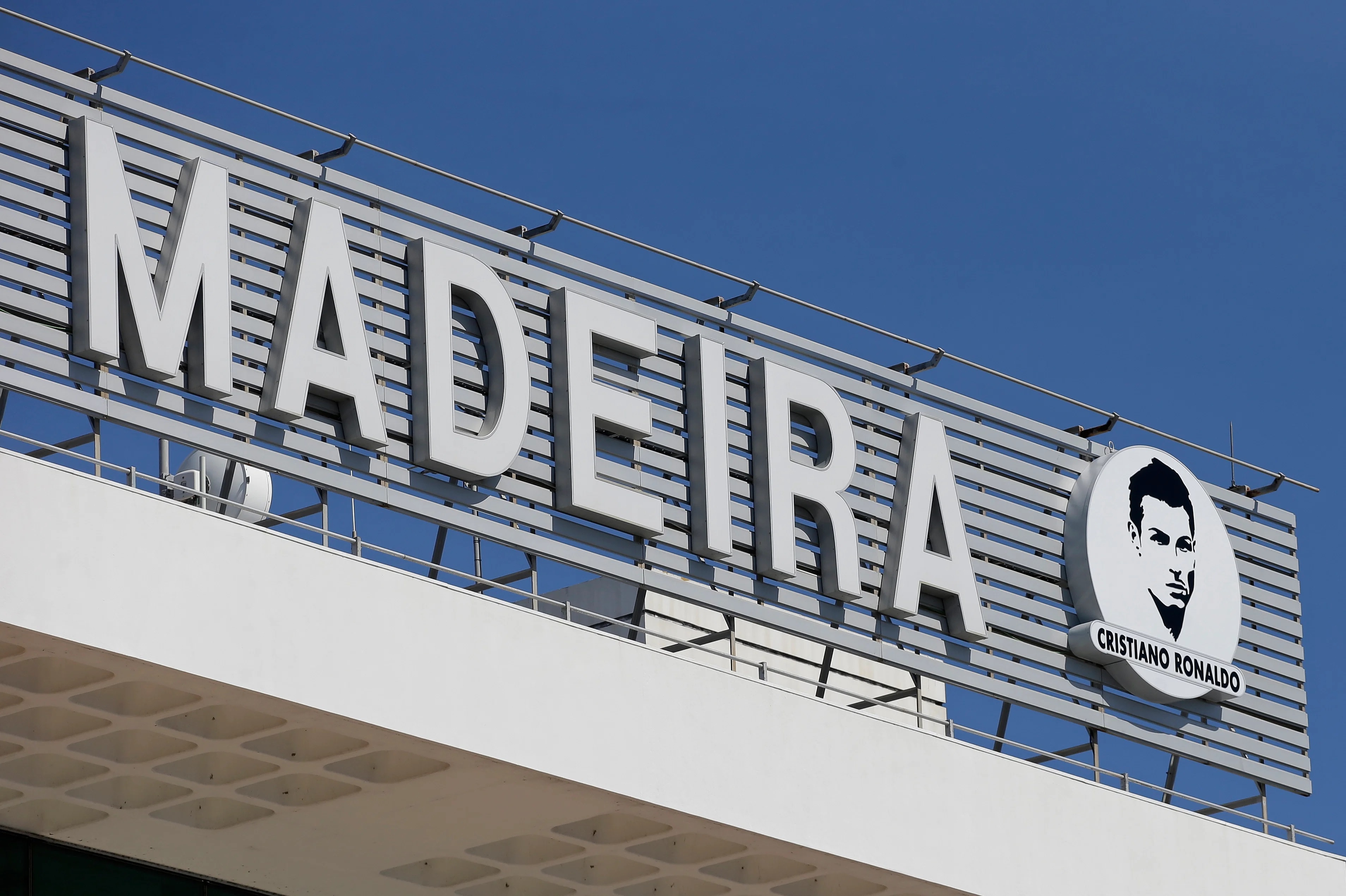 Cristiano Ronaldo anh 4