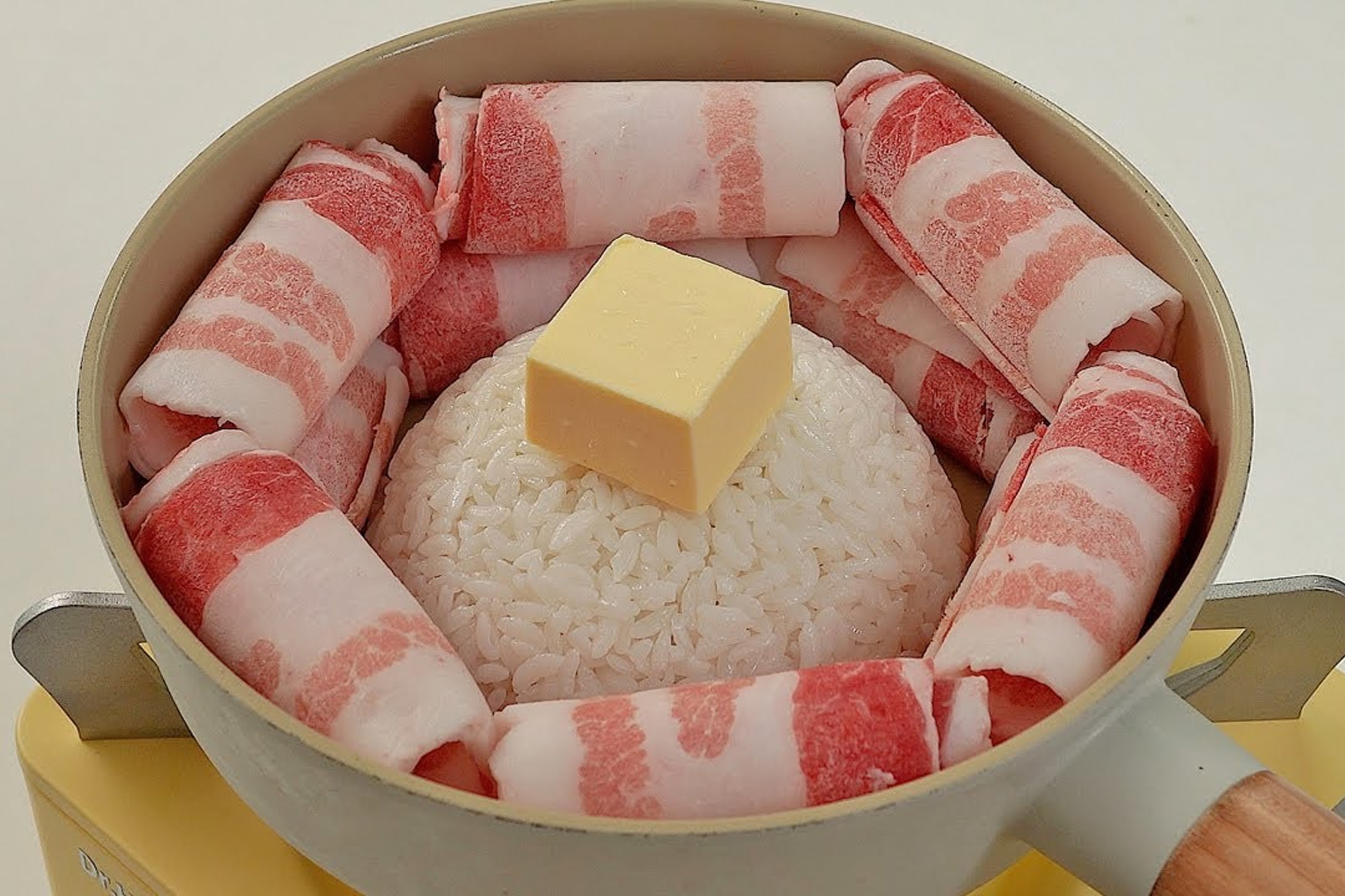 Com chien thit bo kieu Nhat hinh anh