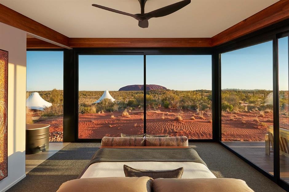 khach san giua sa mac anh 3