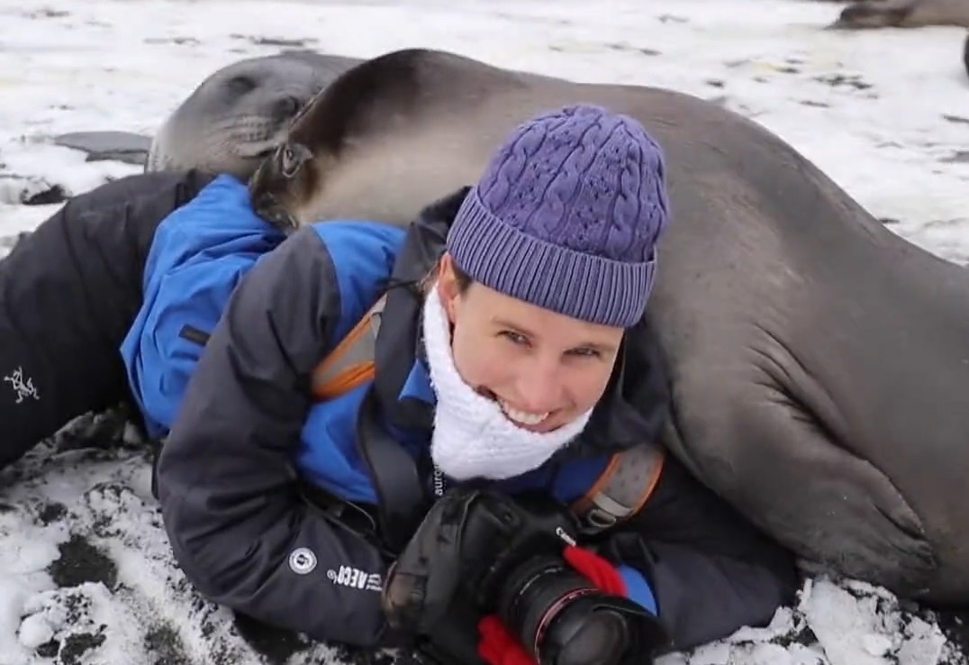 Hai cau au yem nhiep anh gia vi nham la dong loai hinh anh