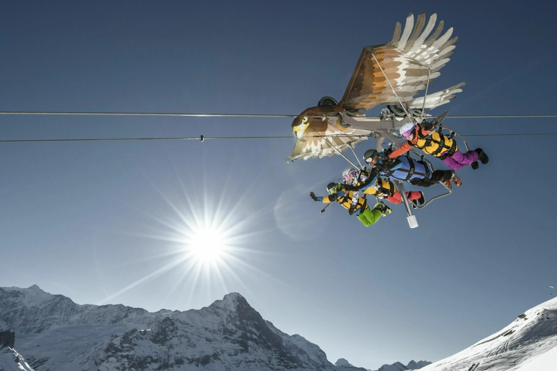 8 duong truot zipline mao hiem nhat the gioi hinh anh