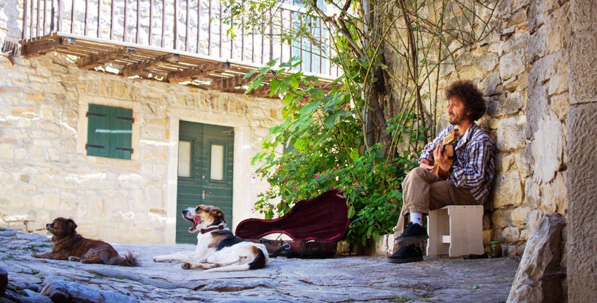 Thi tran nho nhat anh 8