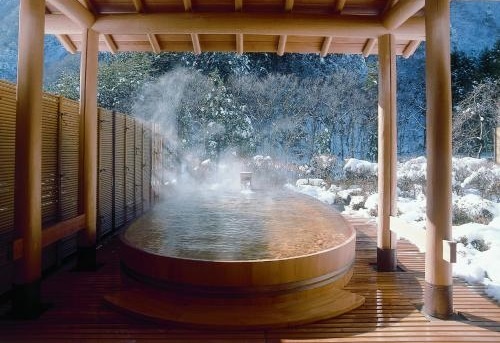 Khach san hoat dong lien tuc hon 1.300 nam o Nhat hinh anh