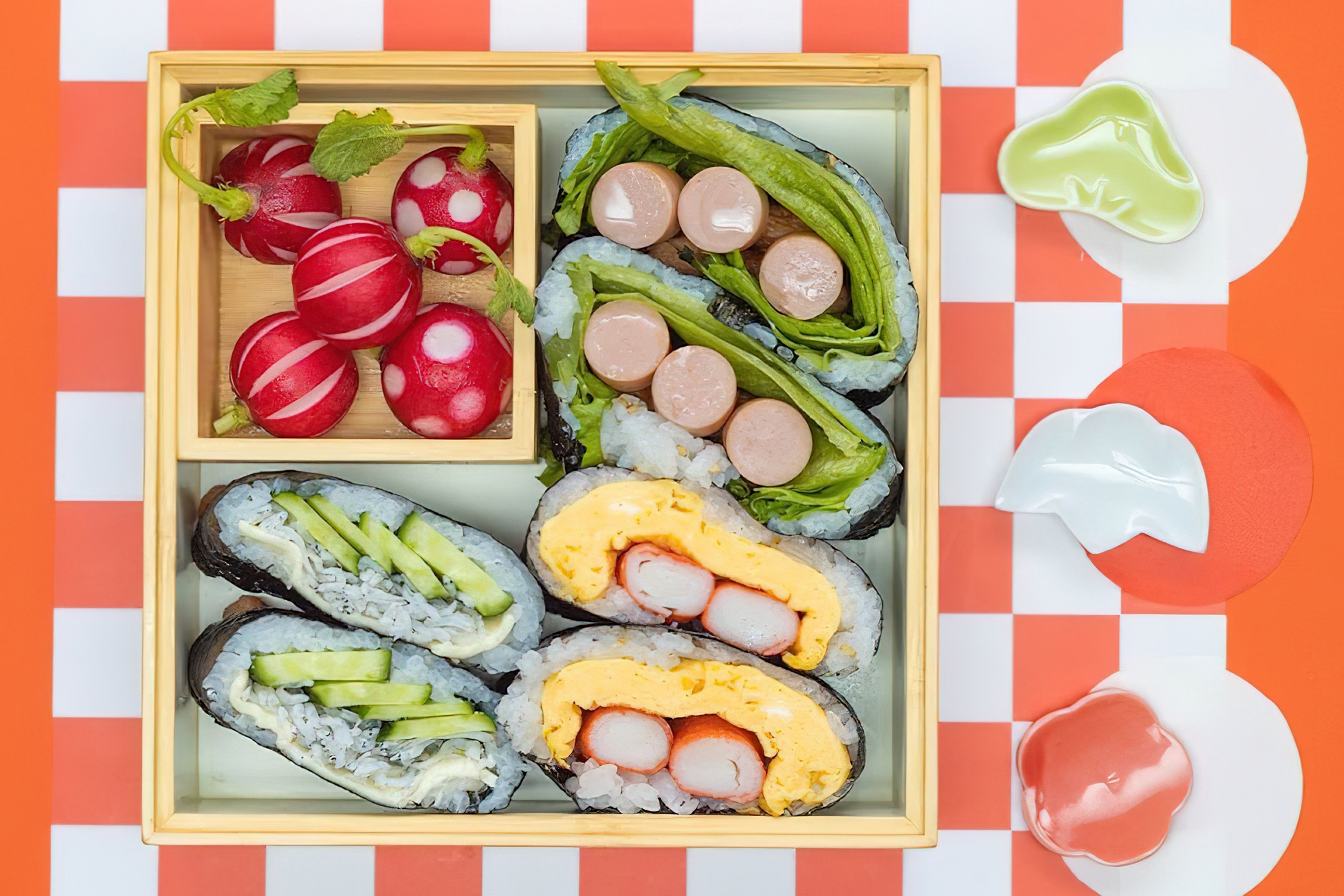 Bien tau sushi don gian cho bua trua van phong hinh anh