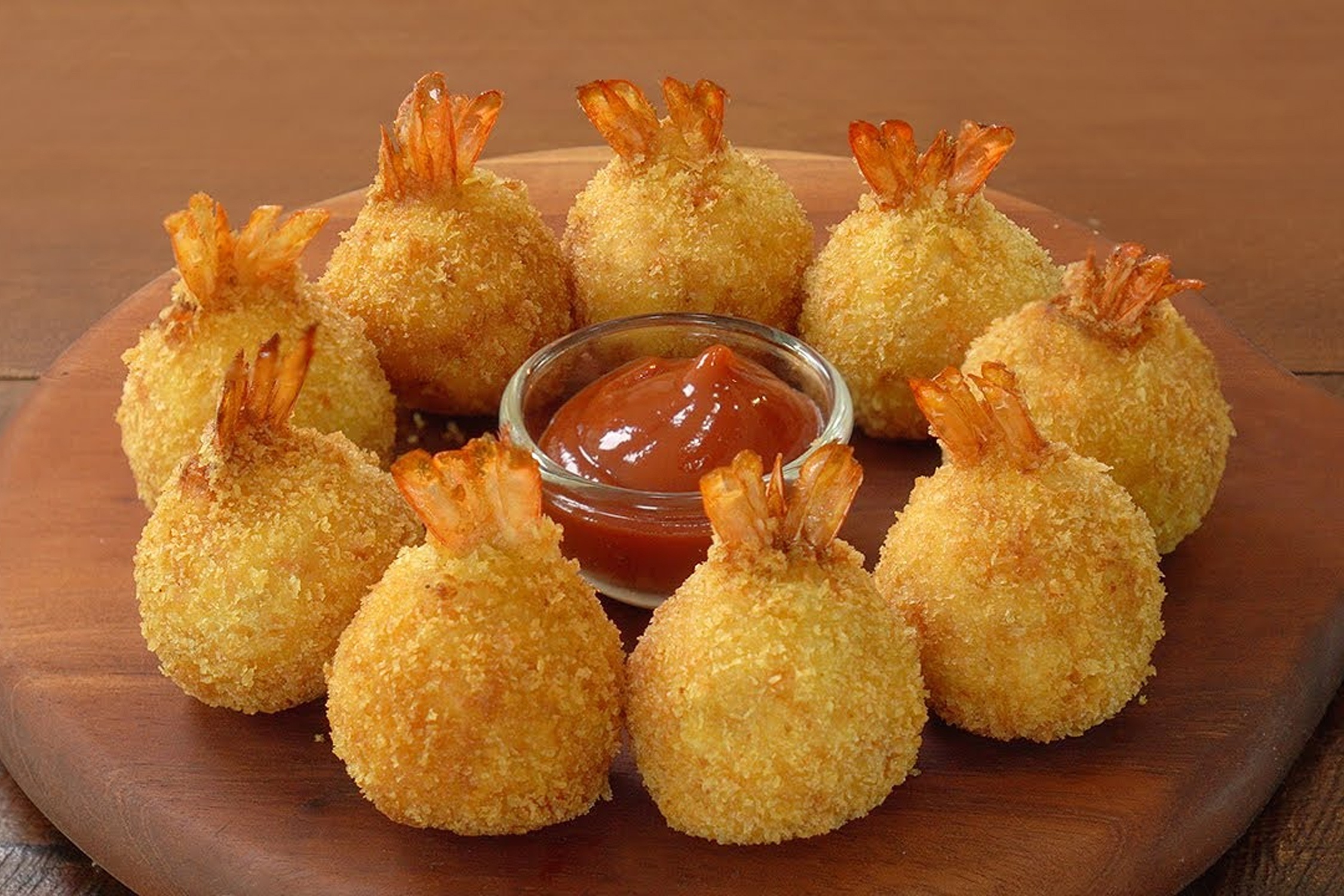 Cach lam khoai tay boc tom chien xu hinh anh