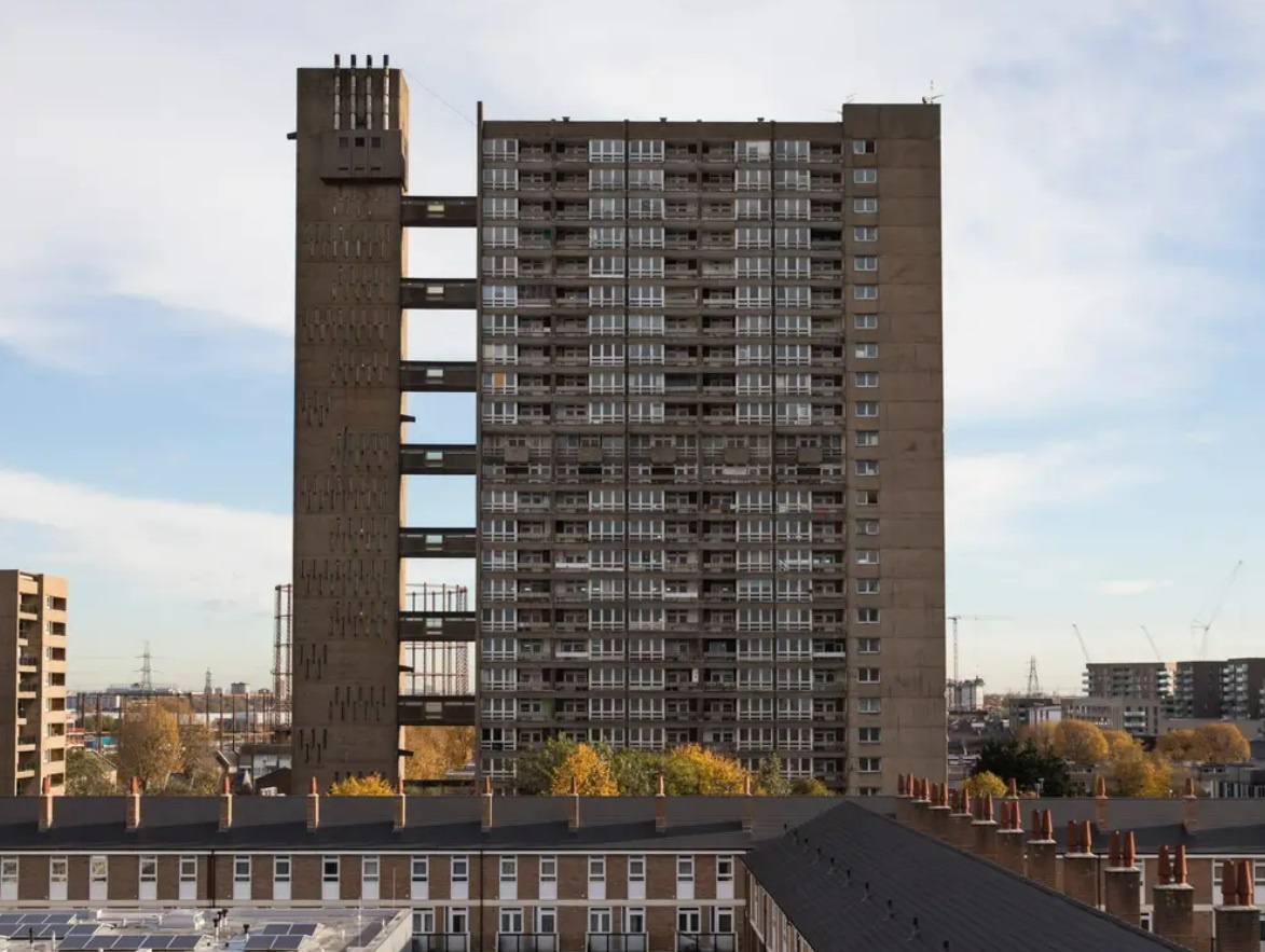 toa nha xau xi anh 5