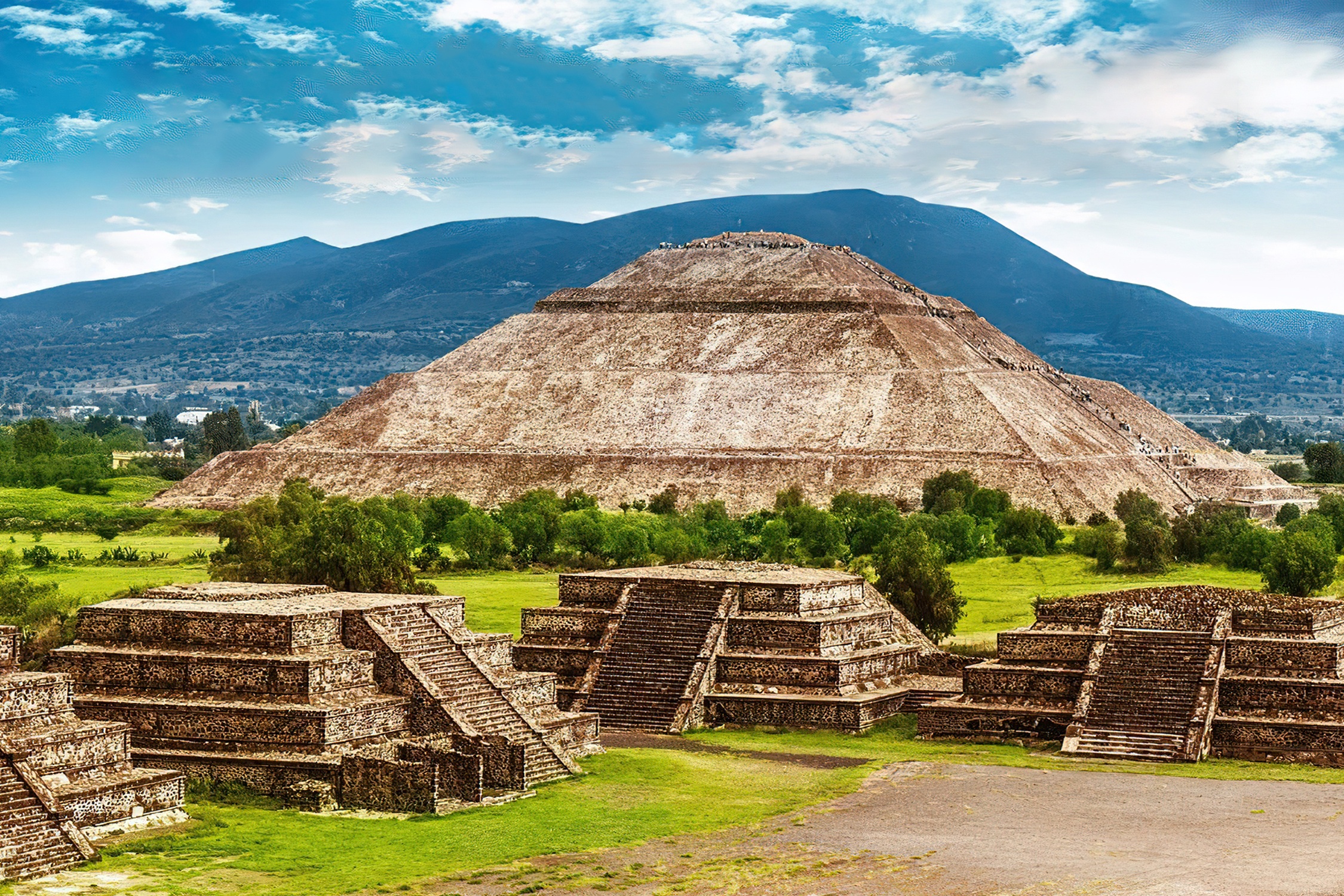 Kham pha thanh bang co dai o Mexico hinh anh