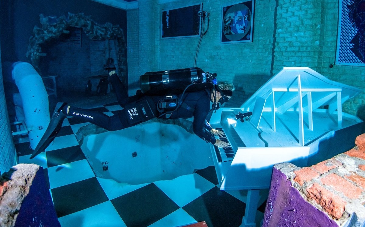 The gioi day mau sac duoi ho boi sau nhat the gioi hinh anh