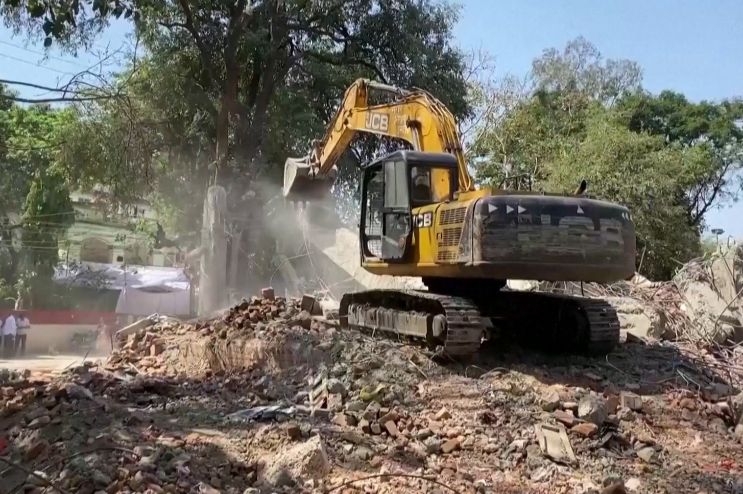 Pha huy ngoi den tung sat lo khien 36 nguoi chet o An Do hinh anh