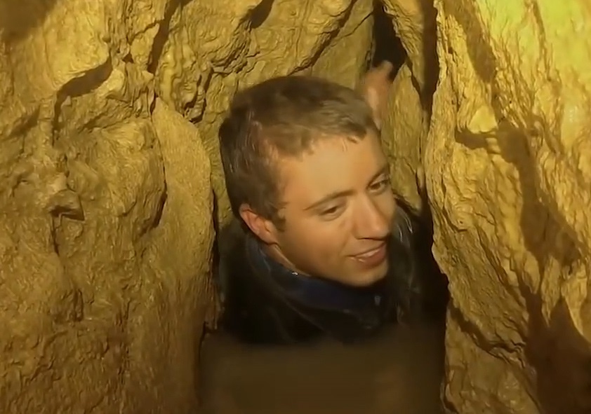 Ly do khien nhieu nguoi so tham hiem hang dong hinh anh