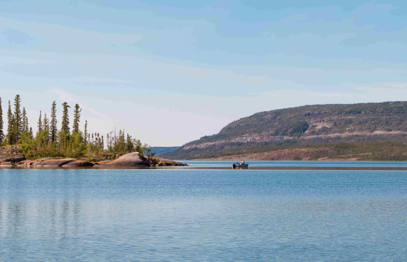 ho nuoc lon nhat anh 1