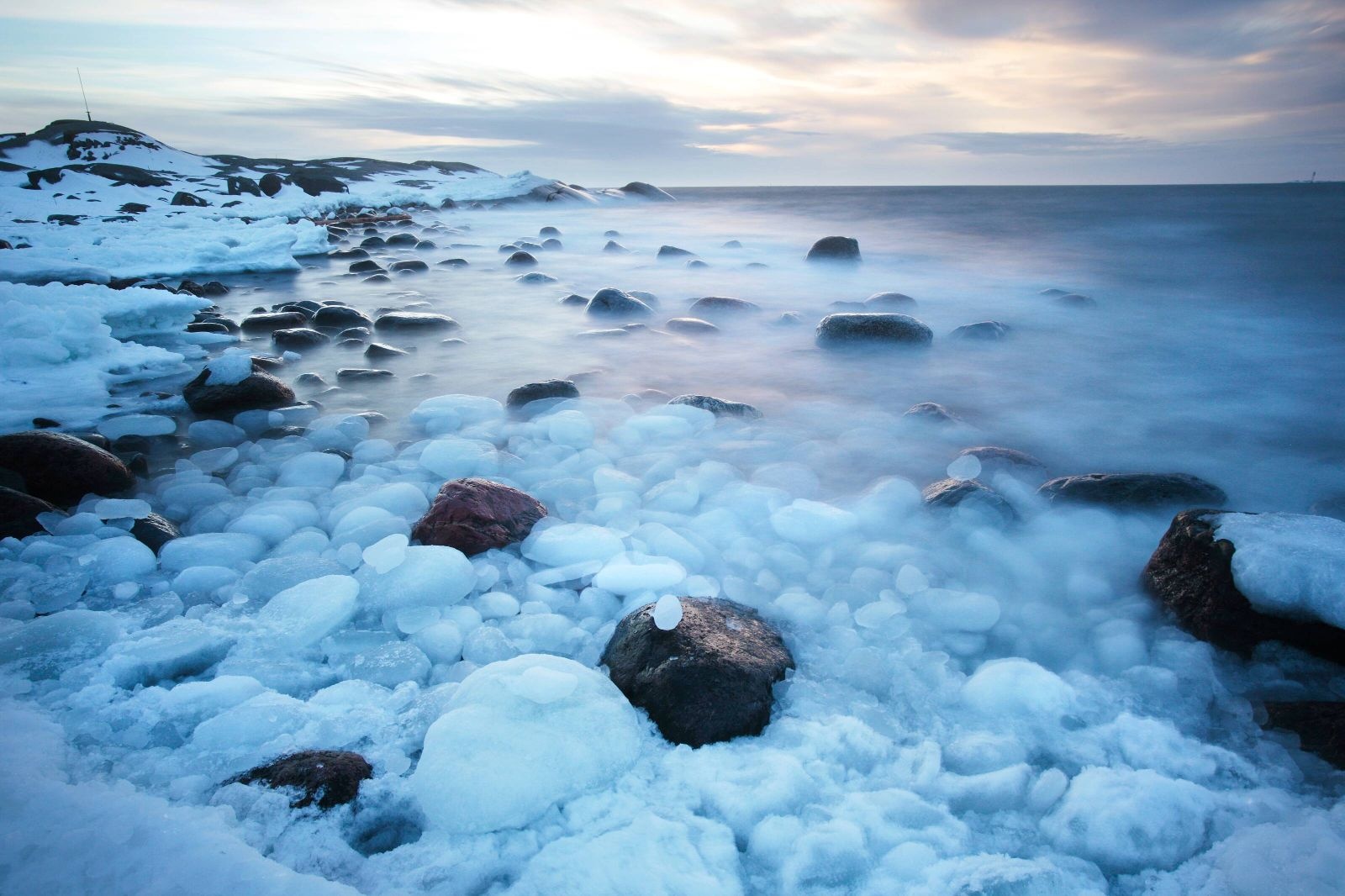 dat nuoc hanh phuc nhat anh 1