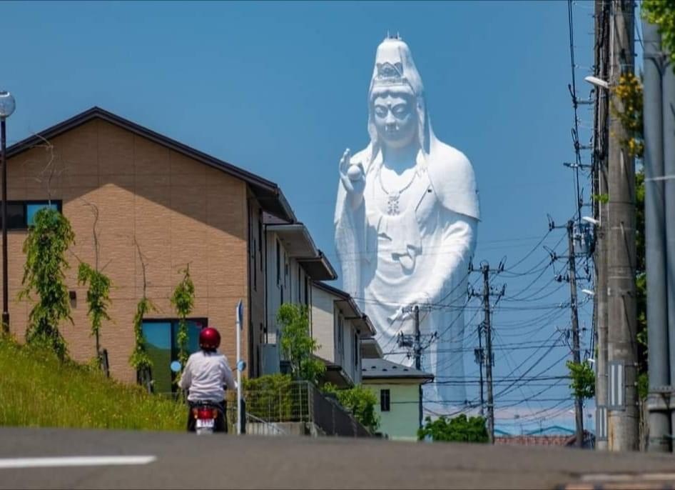 7 buc tuong khong lo tren the gioi hinh anh