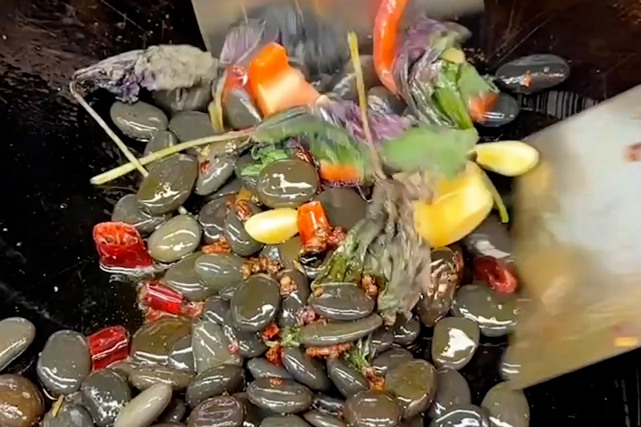 Mon soi da xao ot o Trung Quoc hinh anh