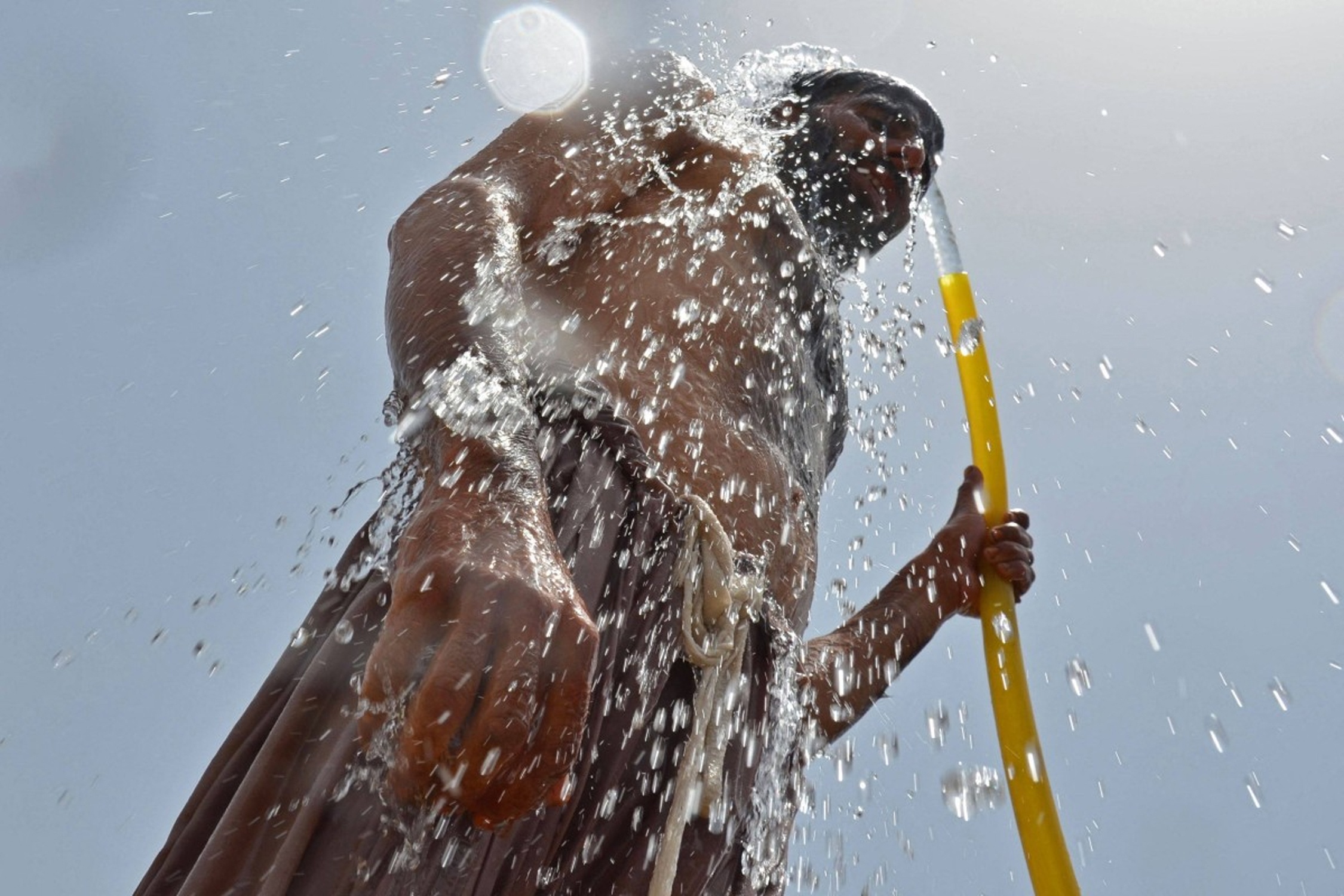 Nang nong cham nguong 50 do C o Pakistan hinh anh