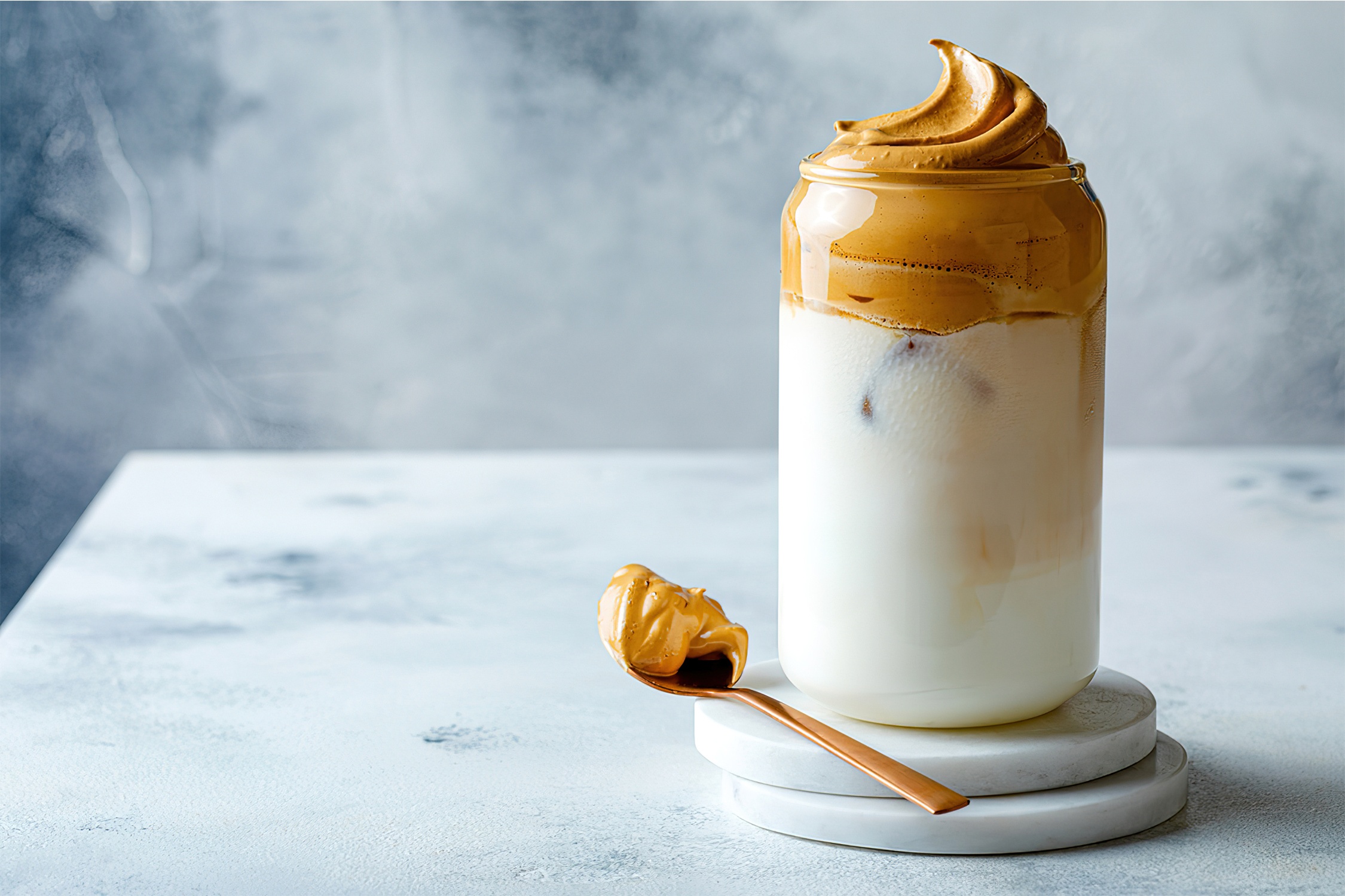 2 cach pha ca phe mat lanh cho ngay he hinh anh