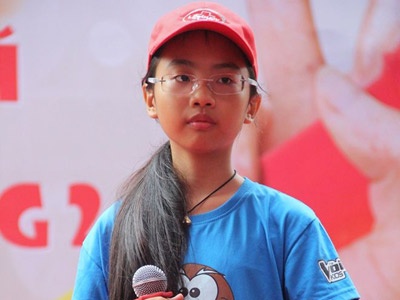 Phuong My Chi gay xuc dong khi hat 'Mung tuoi me' hinh anh