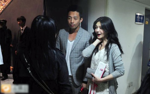 Vo chong Tu Hy Vien dinh nghi an bat hoa hinh anh