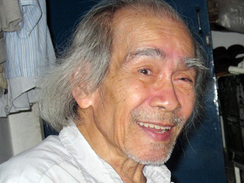 Nhac si 'Dat nuoc tron niem vui' qua doi hinh anh