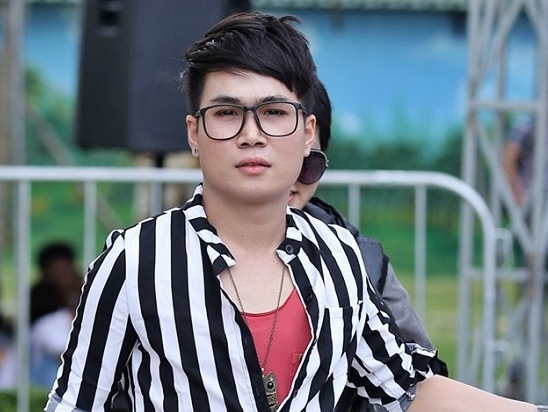 3 chang trai chua thi da ‘nong’ tai Vietnam Idol 2013 hinh anh