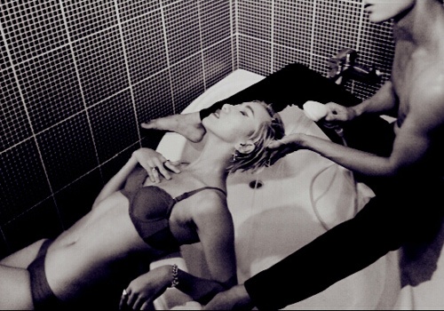 Chan dai Next Top bi loai som tung clip nong ve thoi trang hinh anh