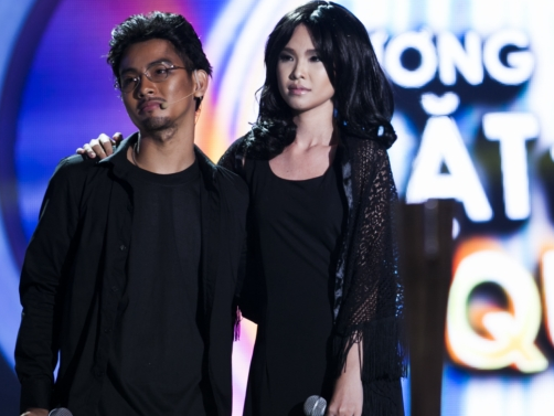 Con trai Hoai Linh bi che que mua khi dien voi Khoi My hinh anh