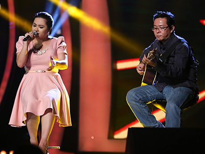 Minh Thuy hat 'Noi nho day voi' hinh anh