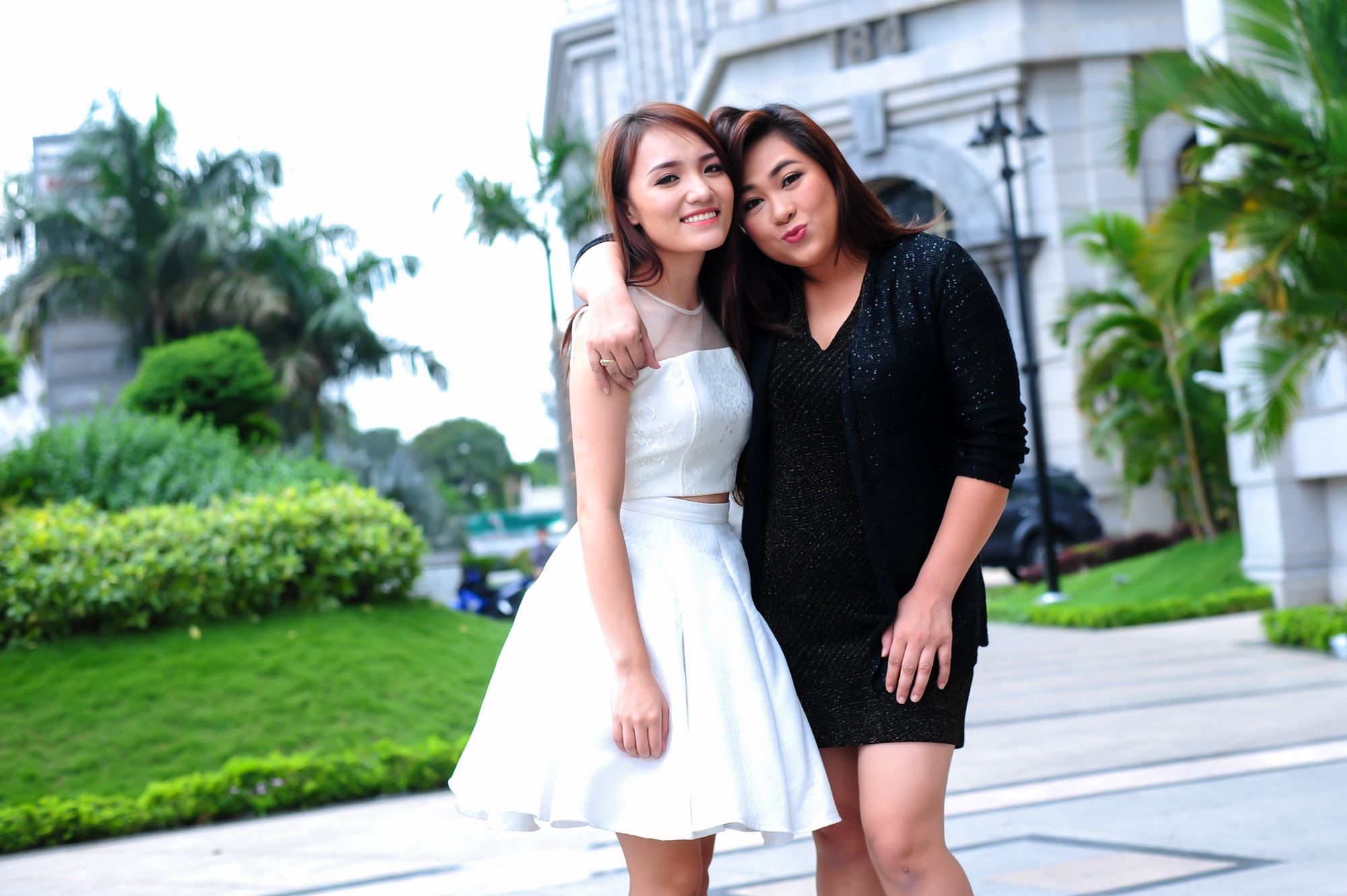 Hai cô gái xuất sắc nhất Vietnam Idol mùa thứ 5.